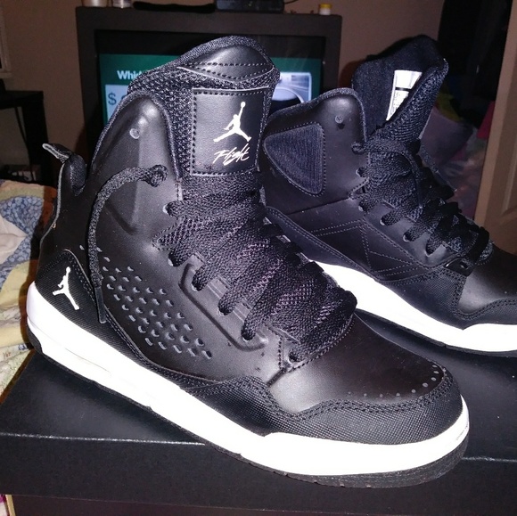 Jordan Shoes - Jordan Flight